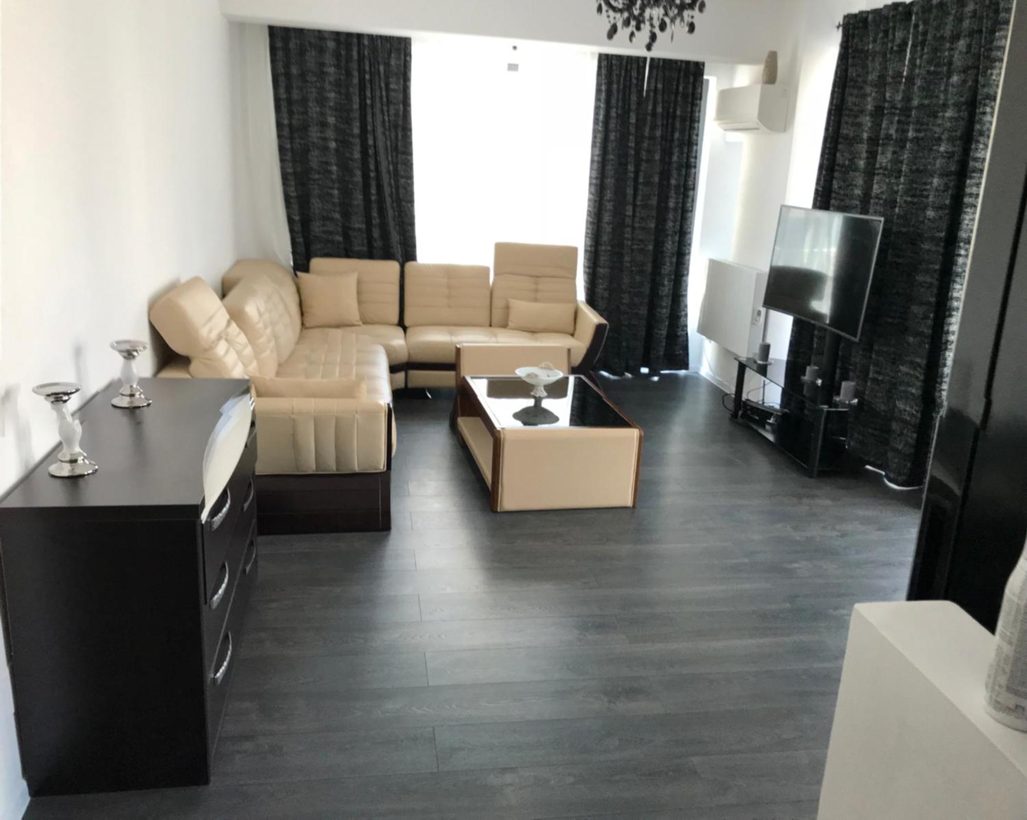 Sea Breeze Apartments Mamaia Nord De Silva Luaran gambar