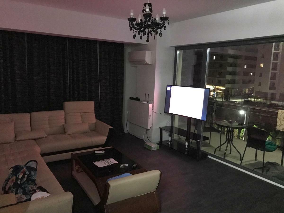 Sea Breeze Apartments Mamaia Nord De Silva Luaran gambar