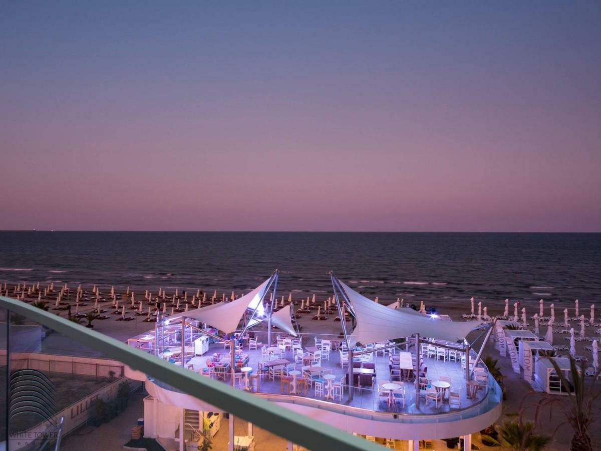 Sea Breeze Apartments Mamaia Nord De Silva Luaran gambar