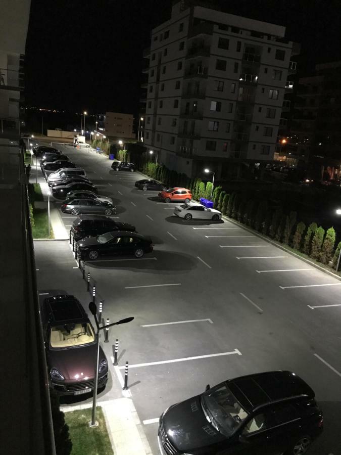 Sea Breeze Apartments Mamaia Nord De Silva Luaran gambar